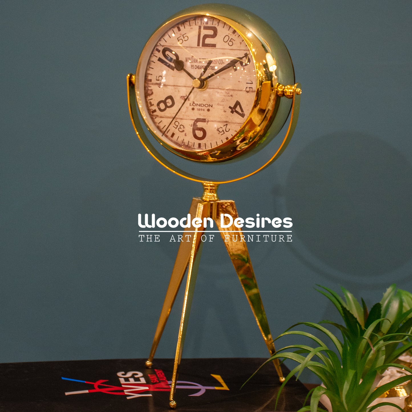 Tripod Luxury Table Clock